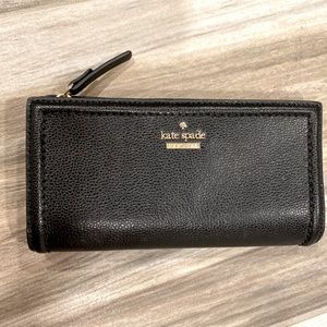 Kate Spade Knott Zip Slim Wallet - Black